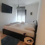 1 2 3 Apartmán