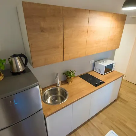 1 2 3 Apartament *