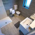 Apartamento 1 2 3 *